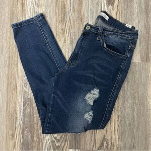 Women’s KanCan Dark Blue Distressed Skinny Jeans **SEE LAST PIC!!** size 11/29